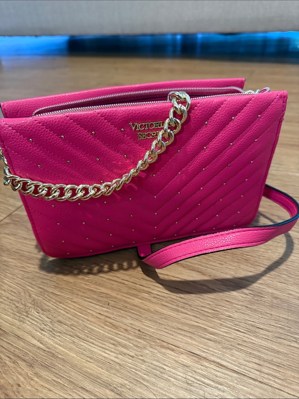 Victoria's Secret Fuchsia Quilted Crossbody with Gold Chain Strap